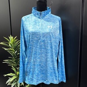 Under Armour Loose Fit pull over,quarter zip drop tail hem,logo chest,stretch